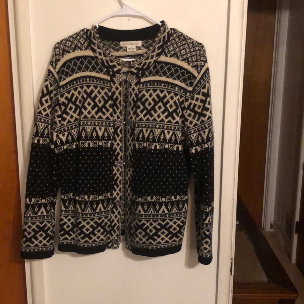 Women preowned Black & White Sweater Size L